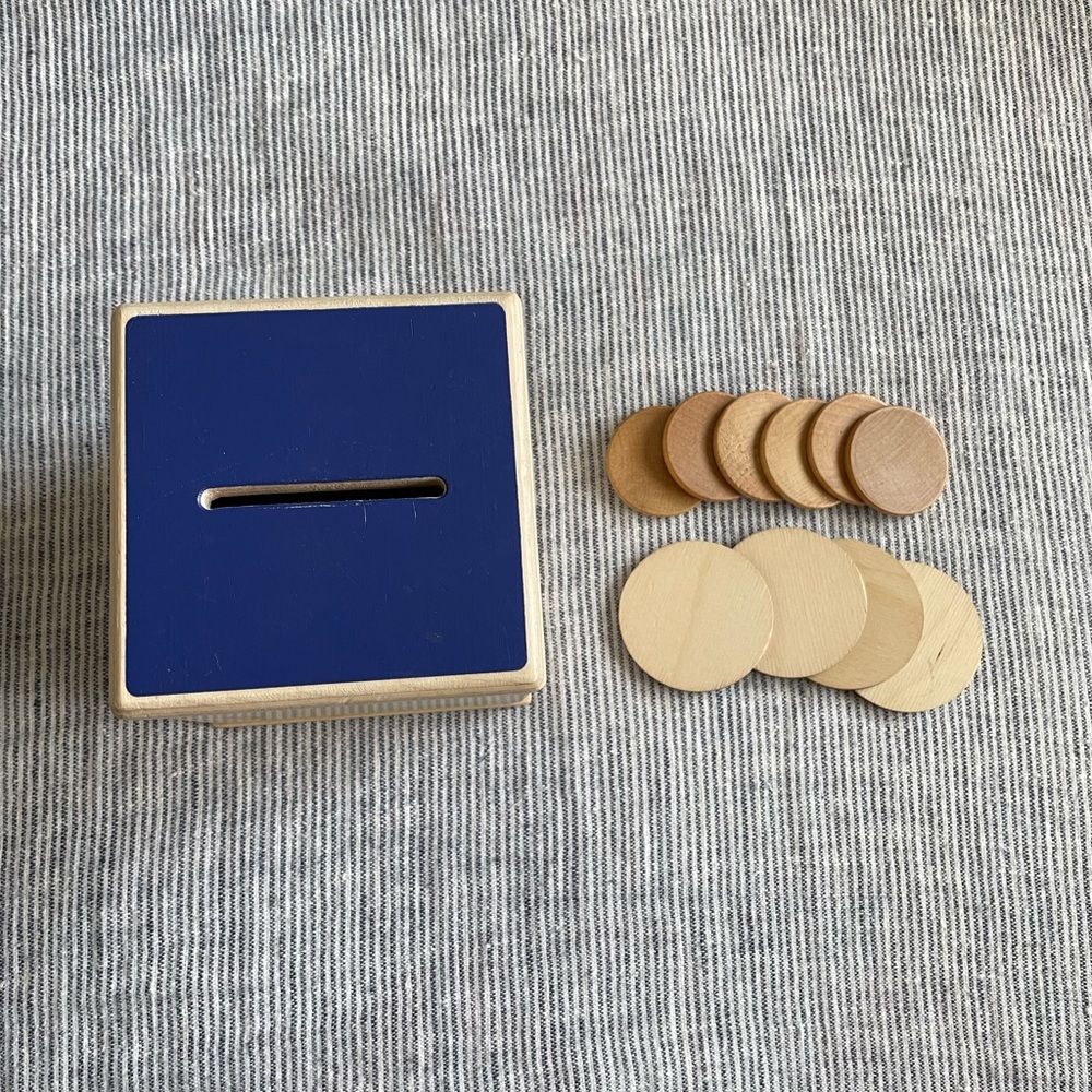 Lovevery Wooden Coin Bank